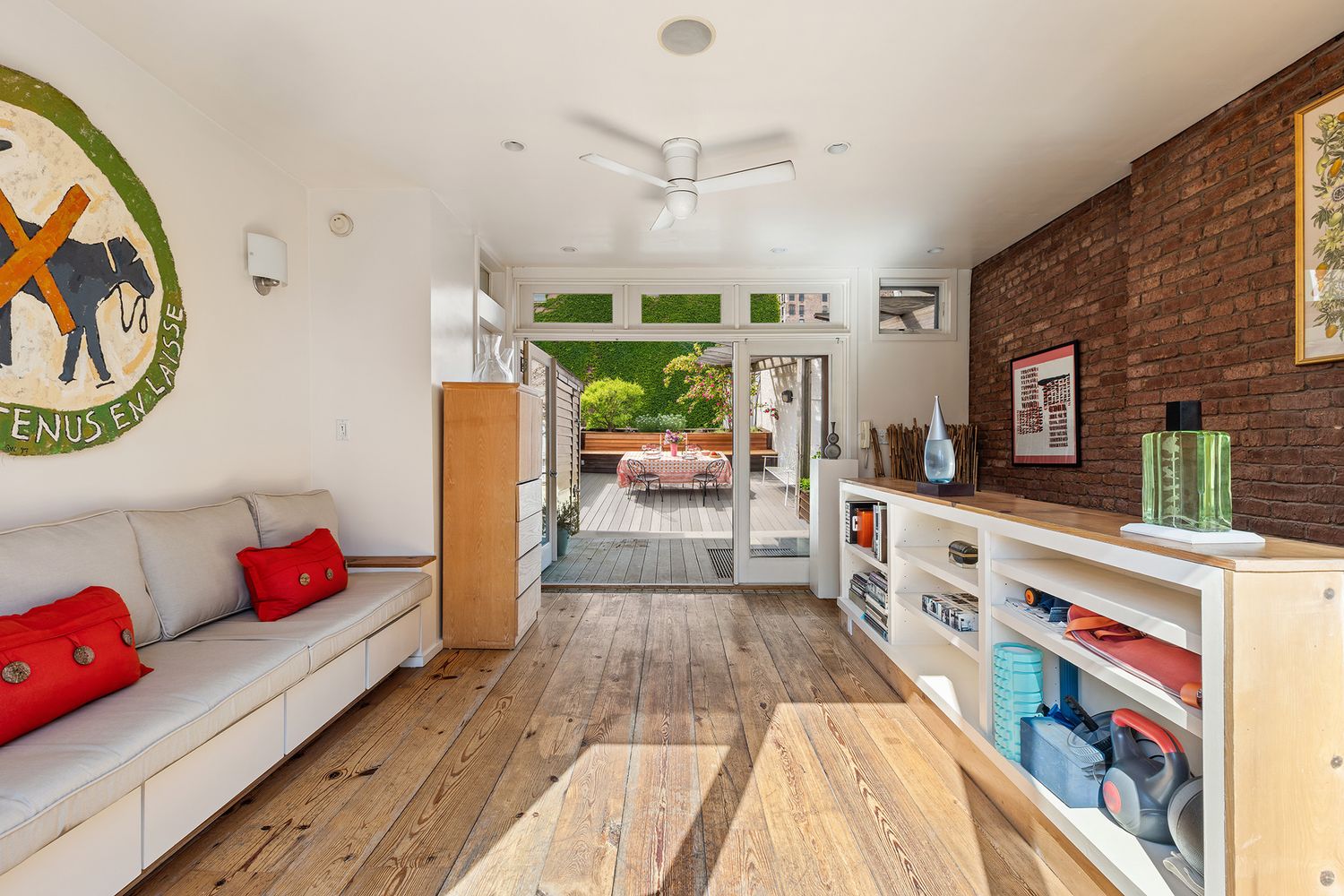 138 Lexington Ave #2