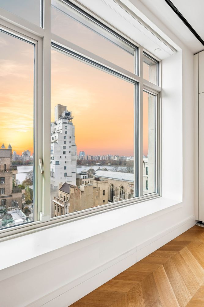 1228 Madison Ave #11