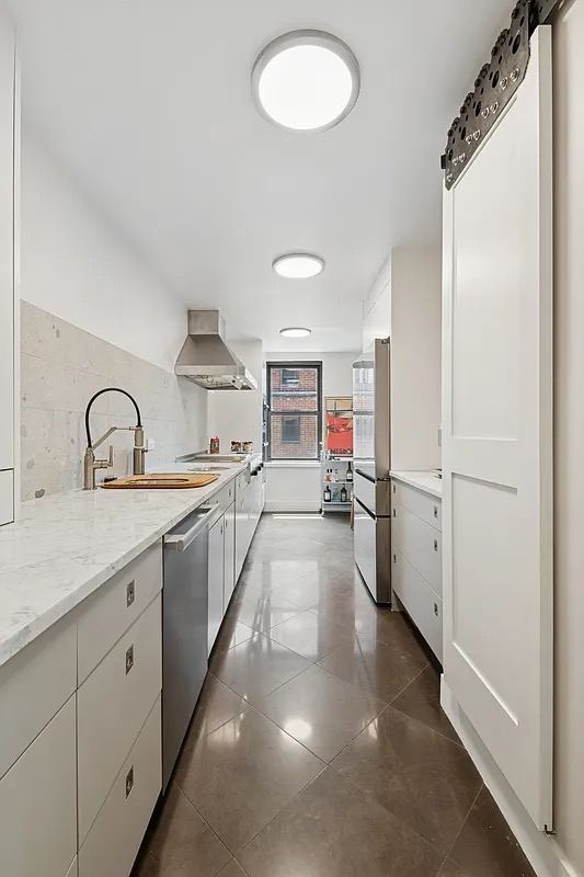 2 Tudor City Pl #12EN