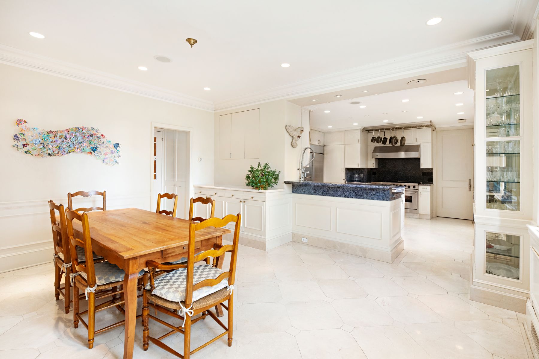 781 Fifth Ave #18 FL