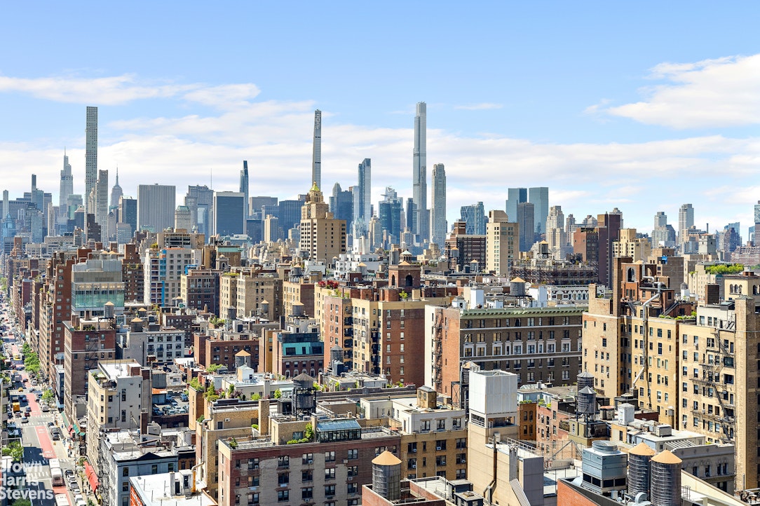 1289 Lexington Ave #PHA