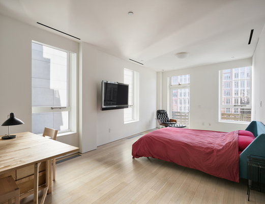 497 Greenwich St #7B