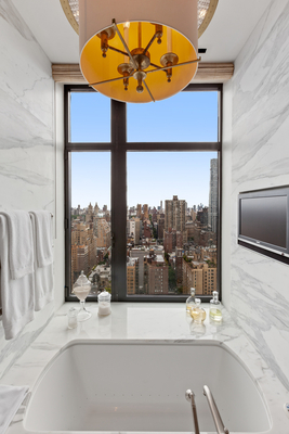 240 Riverside Blvd #PH2