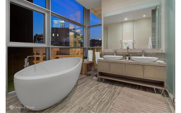 471 Washington St #PH