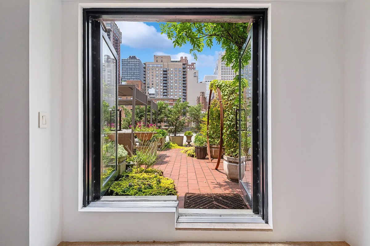 2 Tudor City Pl #12EN