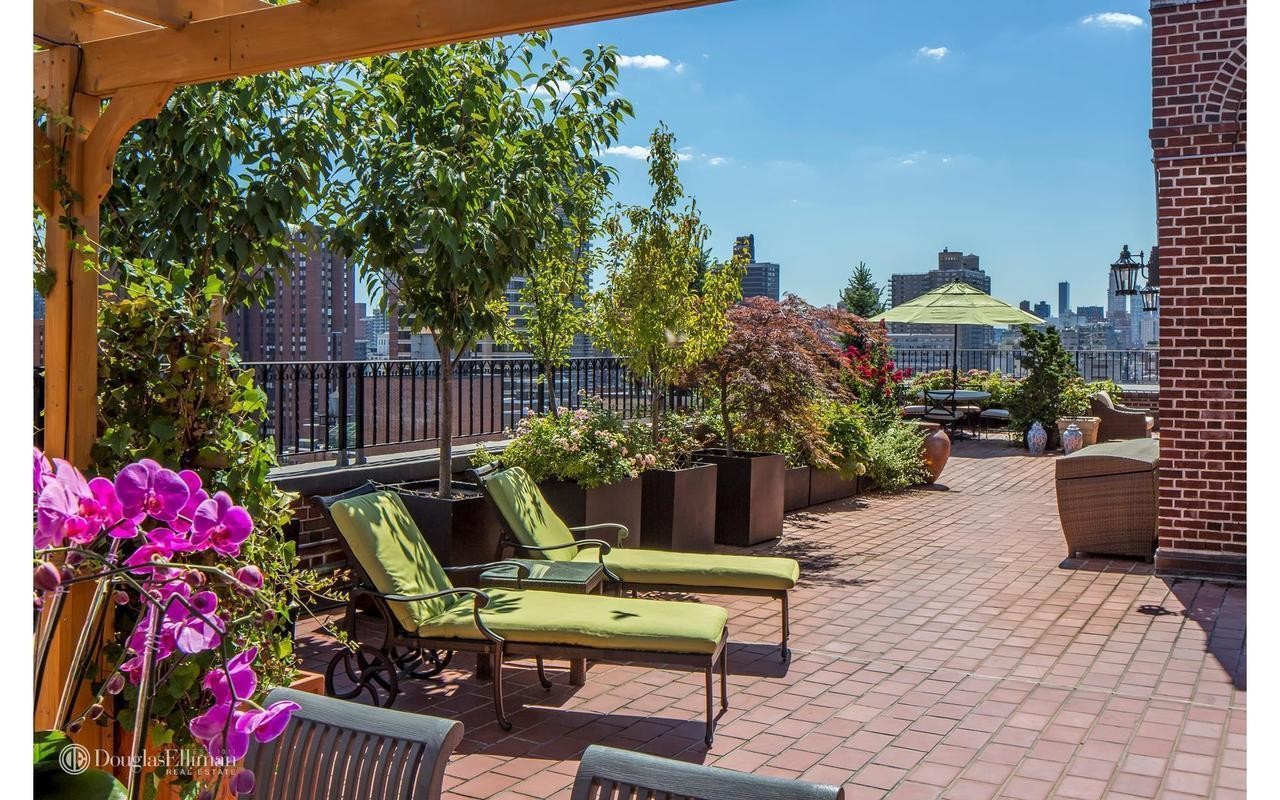 1185 Park Ave #PH16G