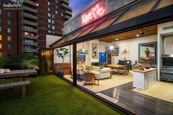 708 Greenwich St #PH