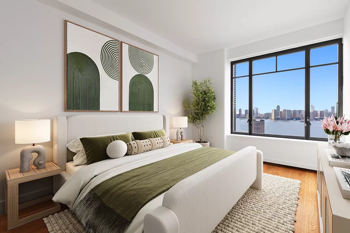 110 Charlton St #21A