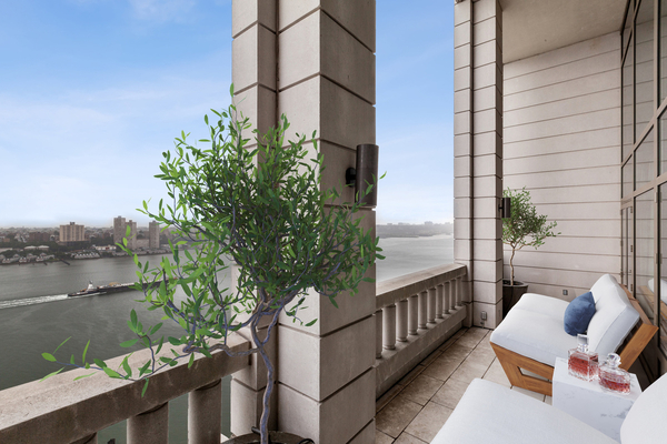 240 Riverside Blvd #PH2