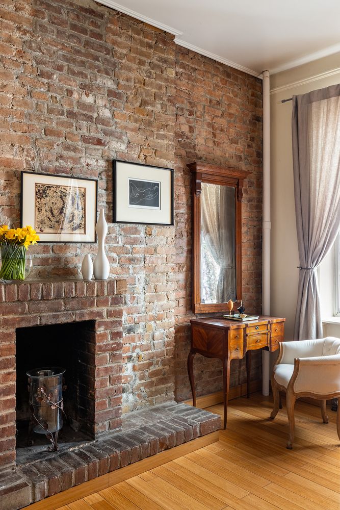 138 Lexington Ave #2