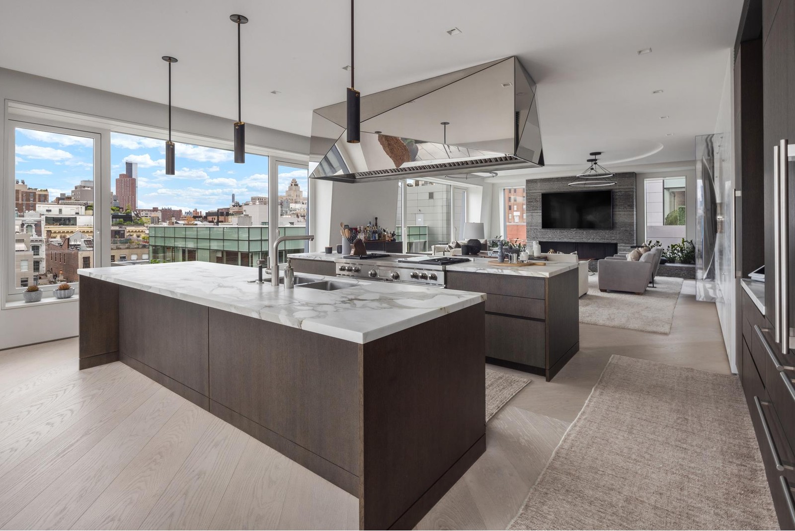 325 West Broadway #PH