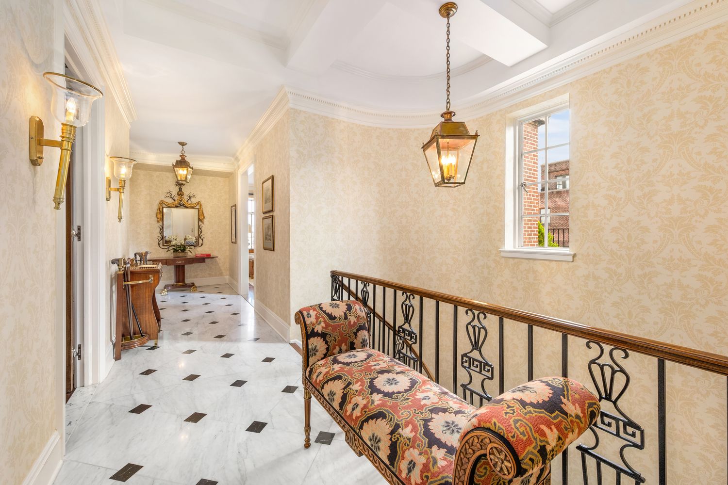 14 Sutton Pl South #PHA