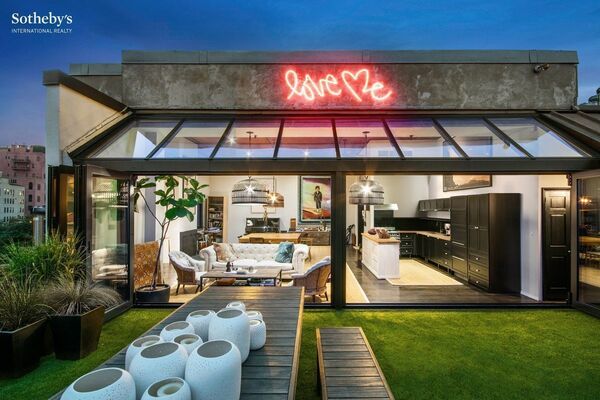 708 Greenwich St #PH