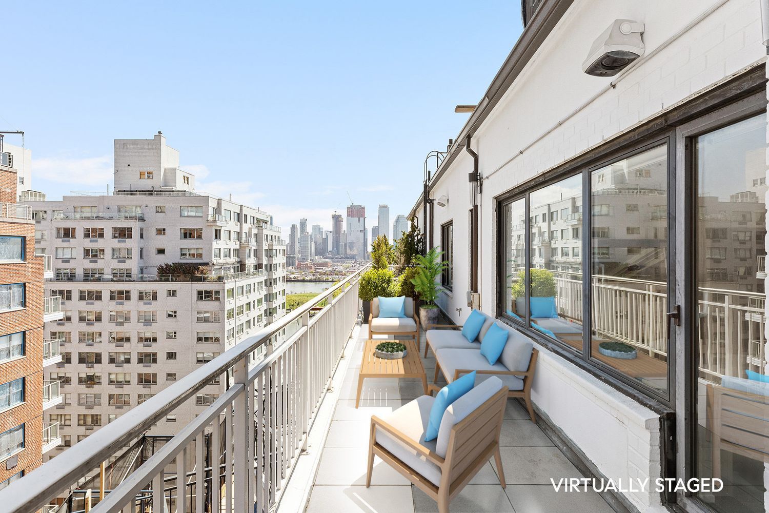 60 Sutton Pl South #19AN