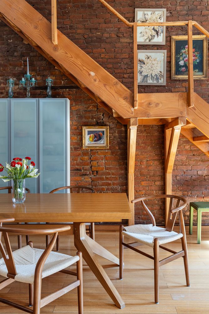 138 Lexington Ave #2