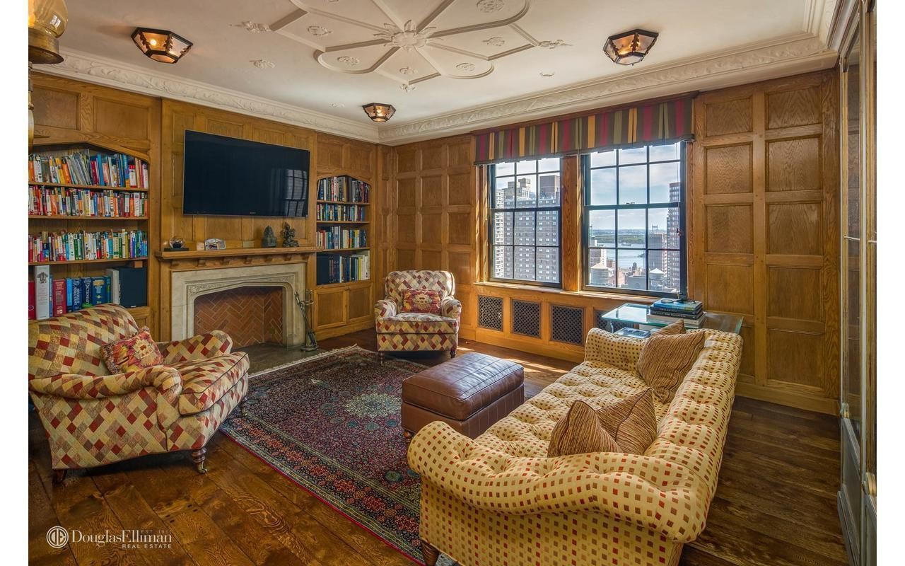 1185 Park Ave #PH16G