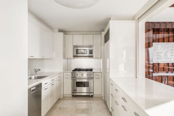 380 Rector Place #PHJ