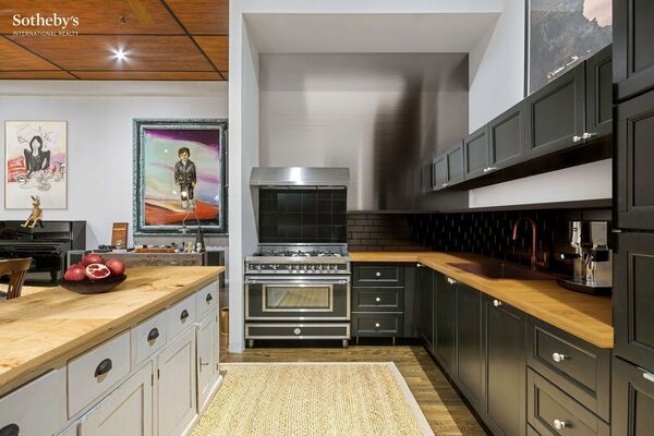 708 Greenwich St #PH