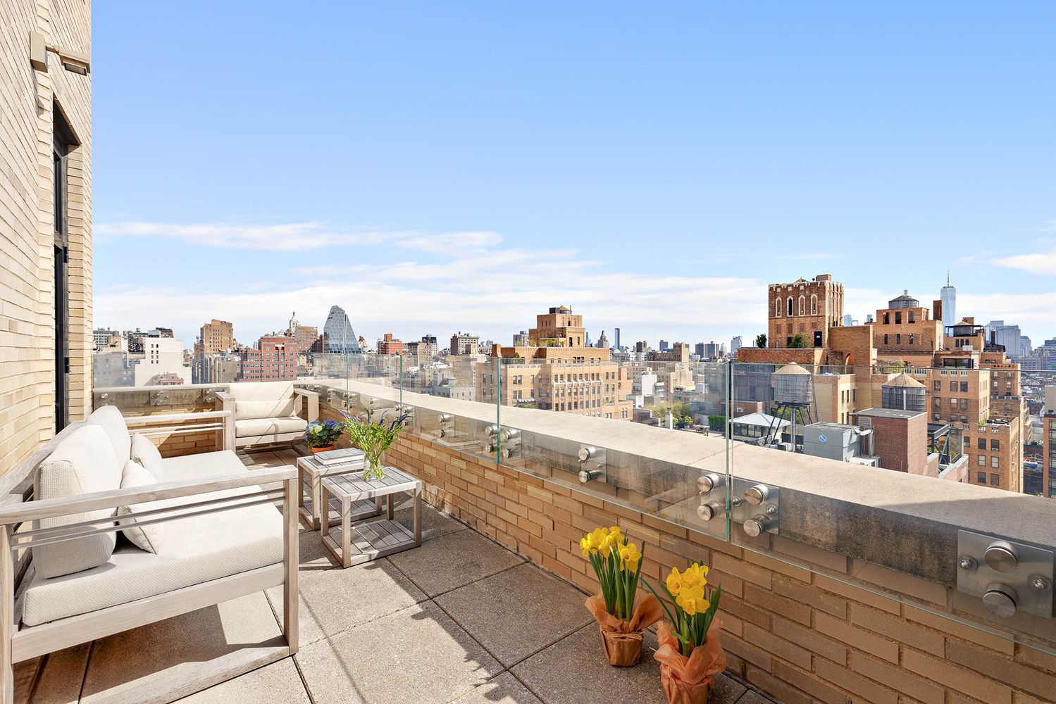 212 West 18 #14A
