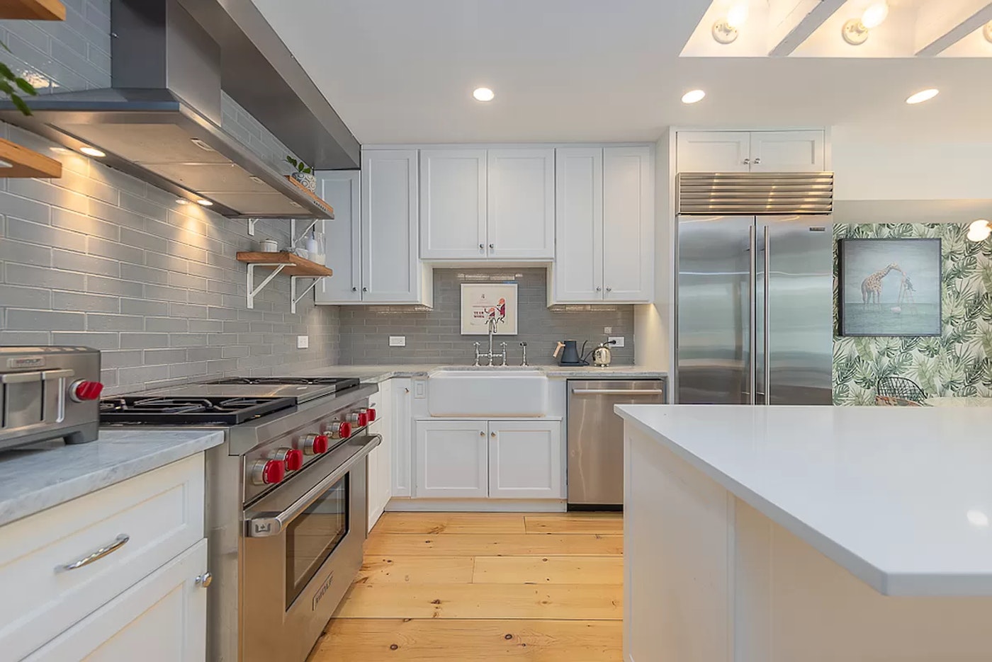 130 Barrow St #PH510