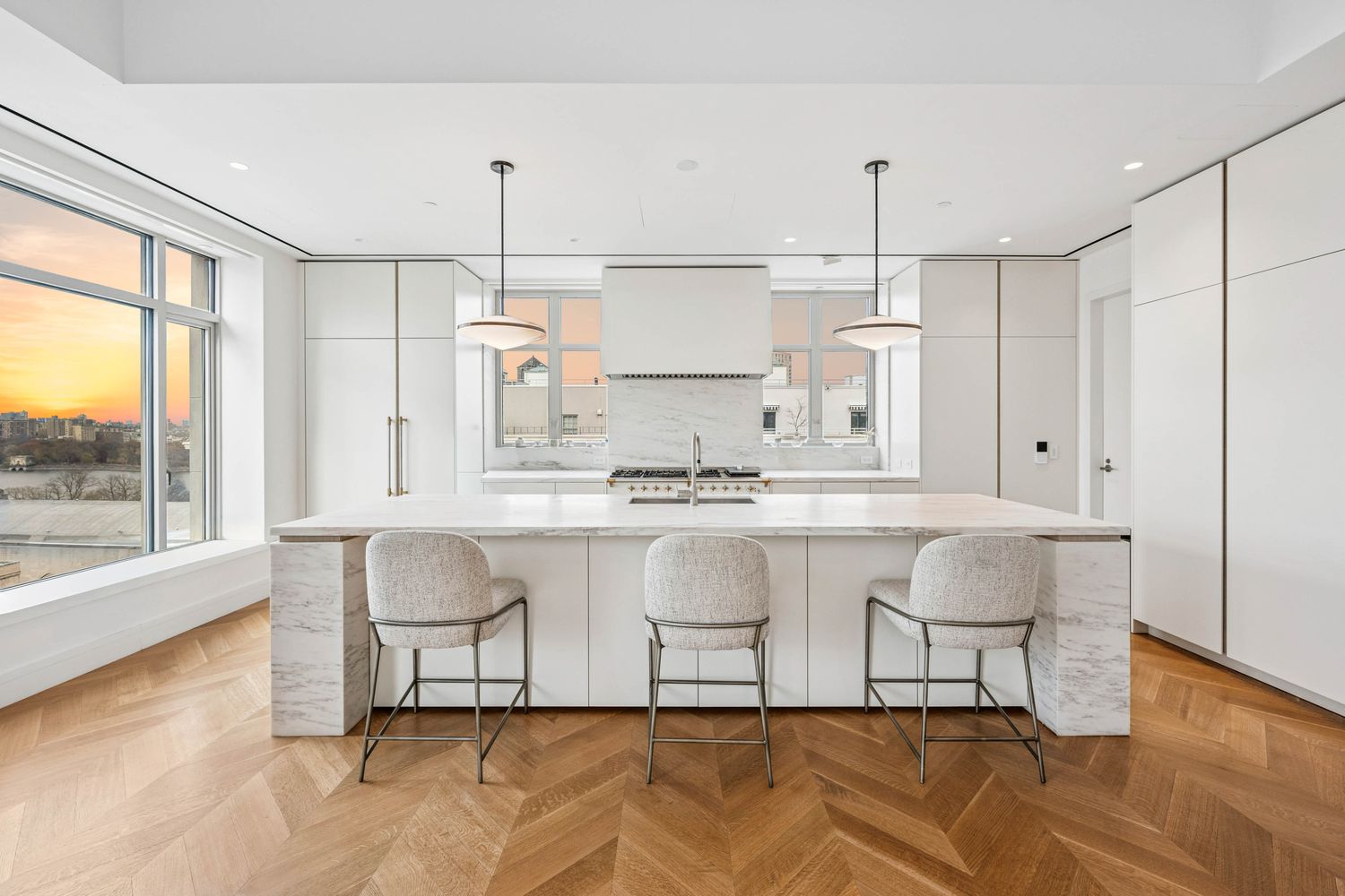 1228 Madison Ave #11