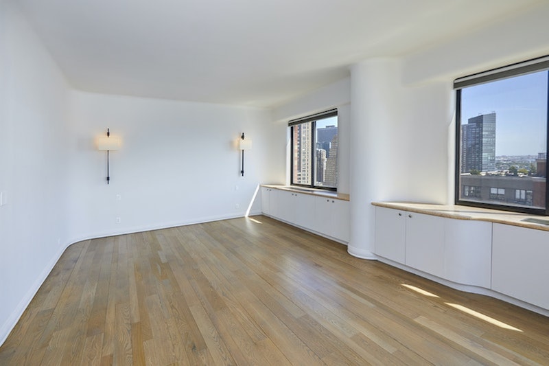 377 Rector Place #PHB