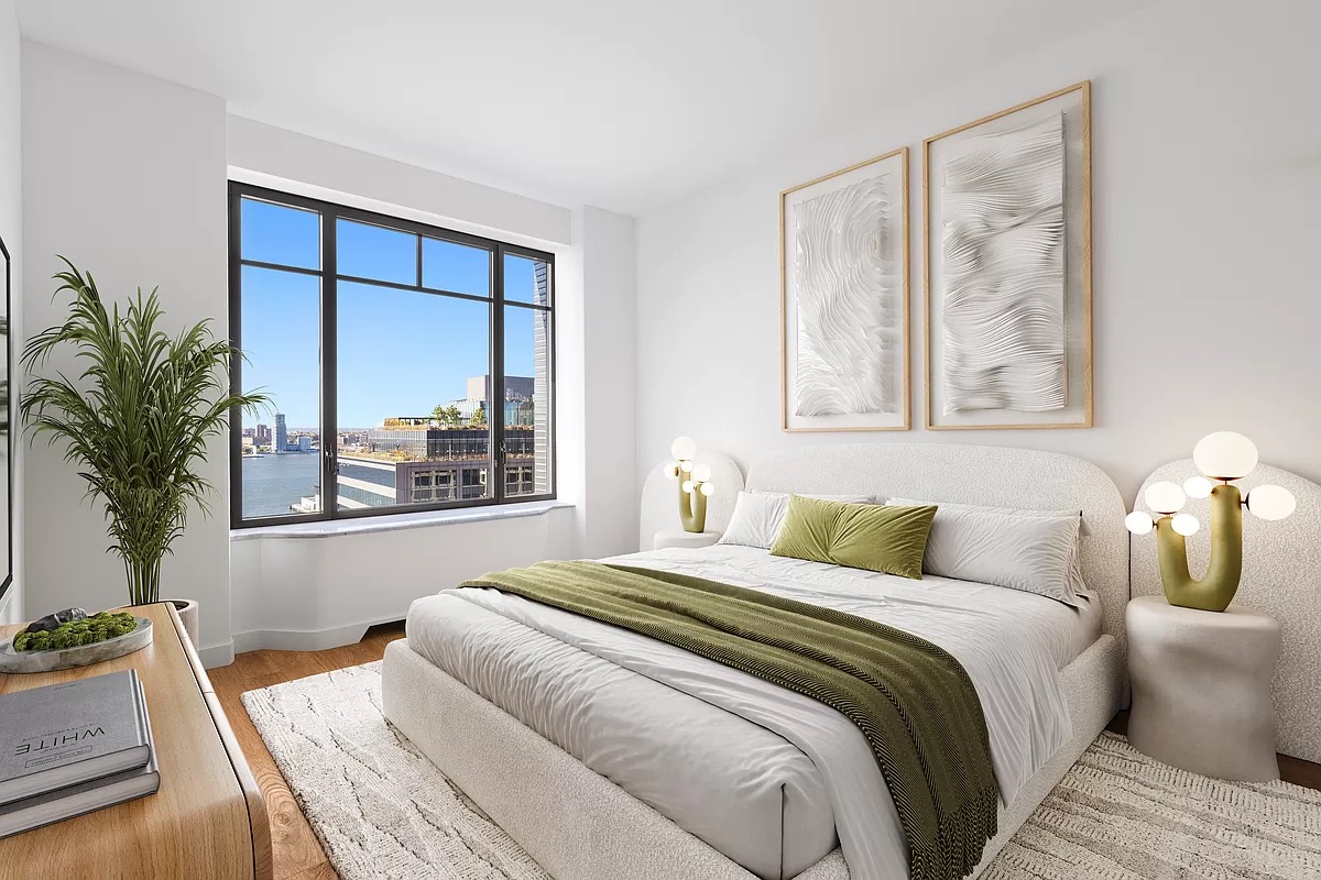 110 Charlton St #21A