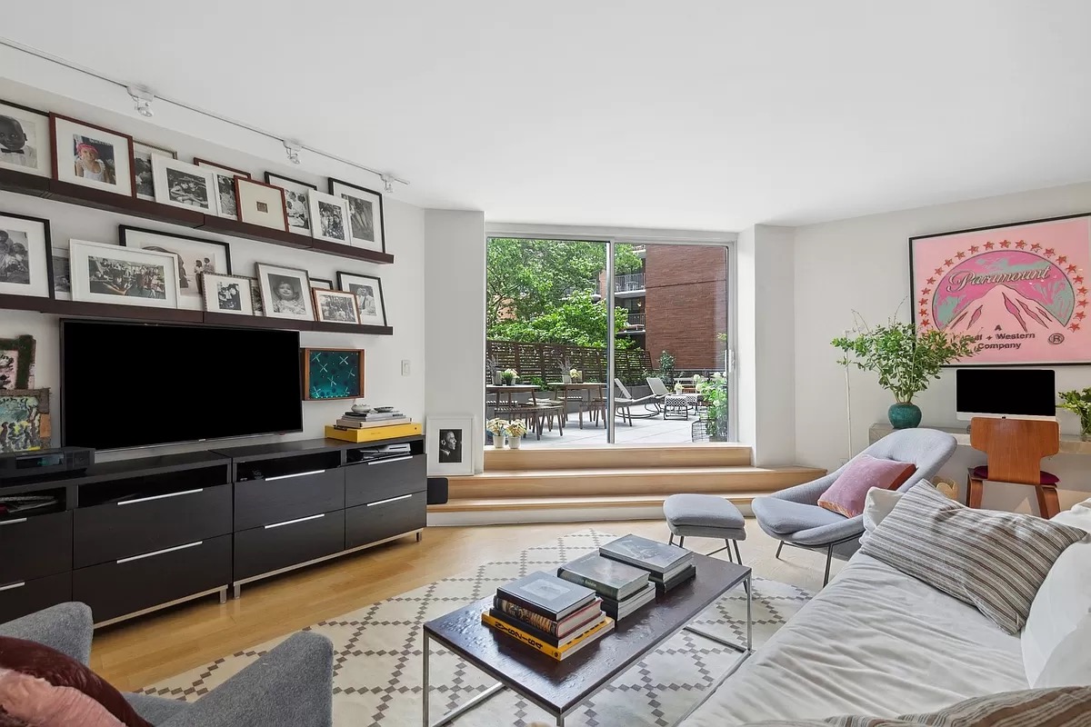 333 Rector Place #304