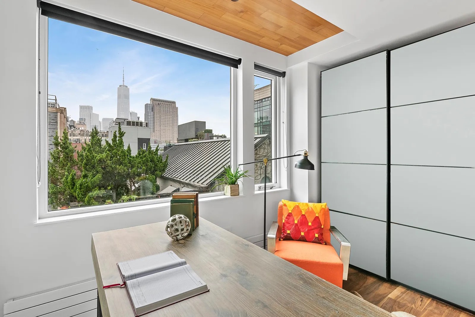 304 Spring St #PH 10