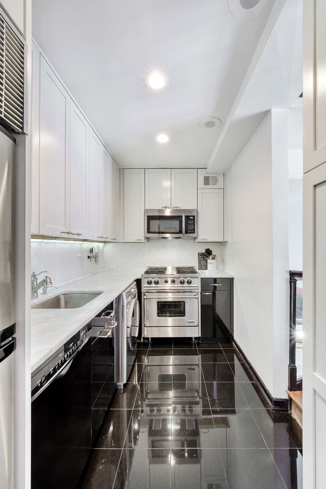 5 Tudor City Pl #PH5