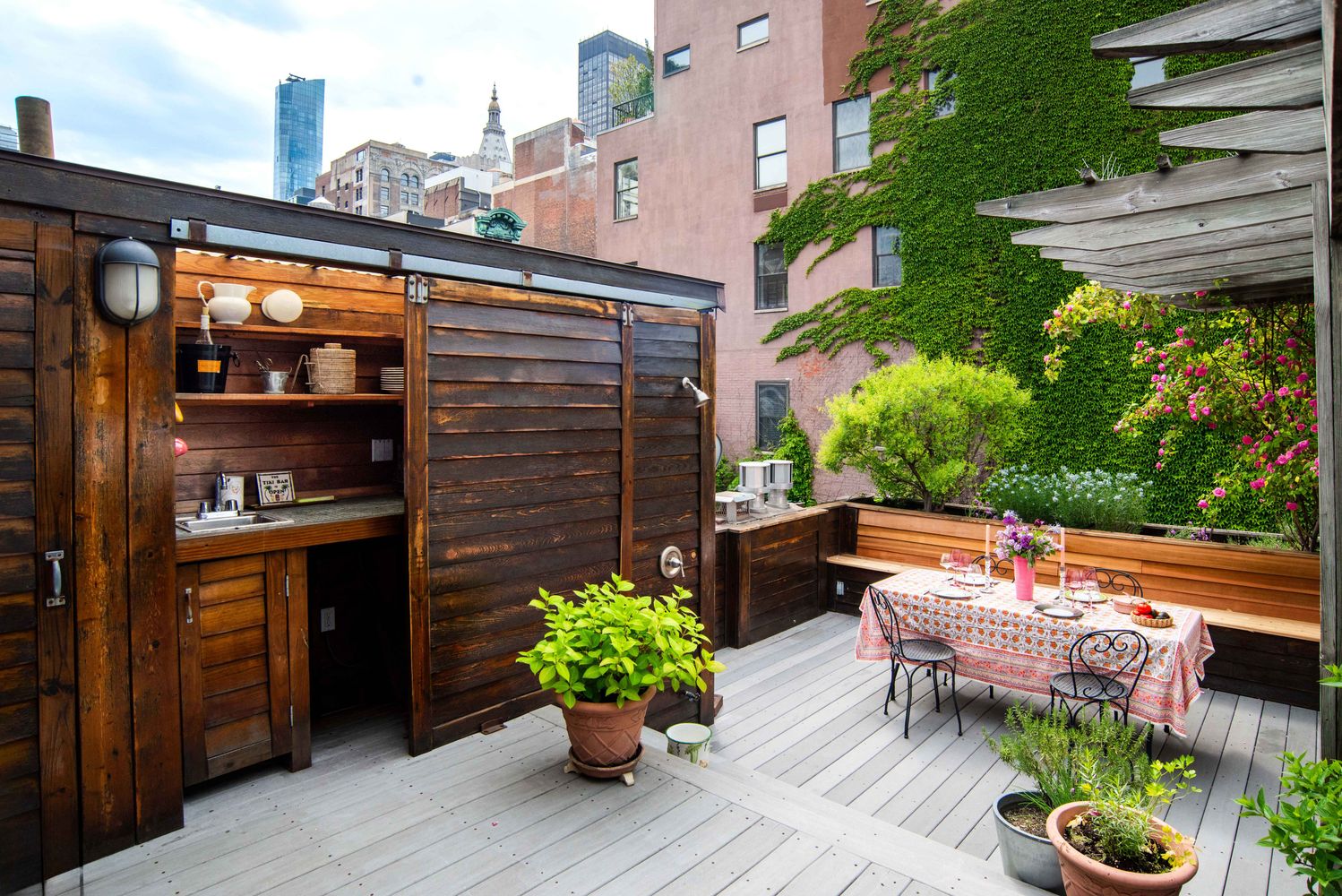 138 Lexington Ave #2