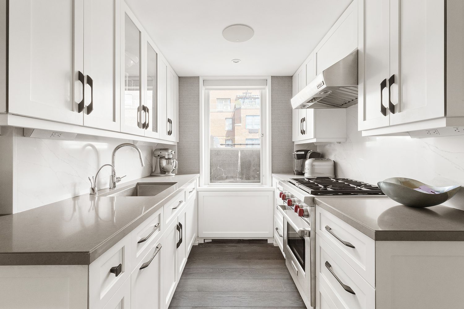 60 Sutton Pl South #19AN