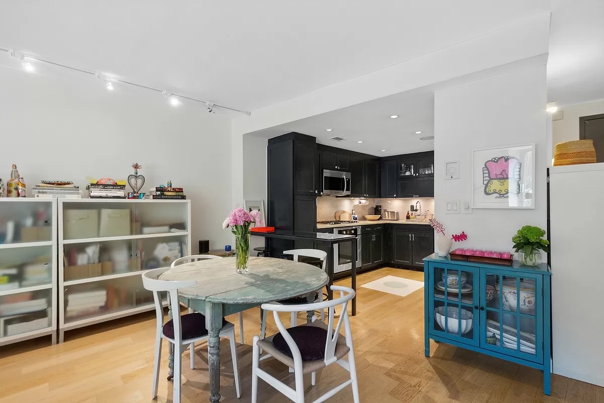 333 Rector Place #304