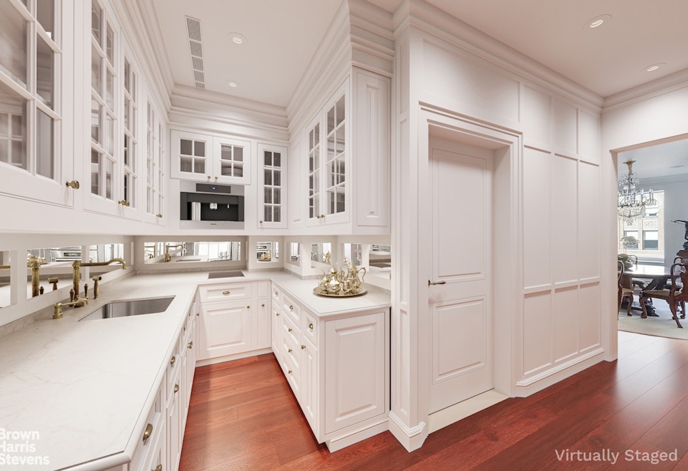 895 Park Ave #16/17/18A