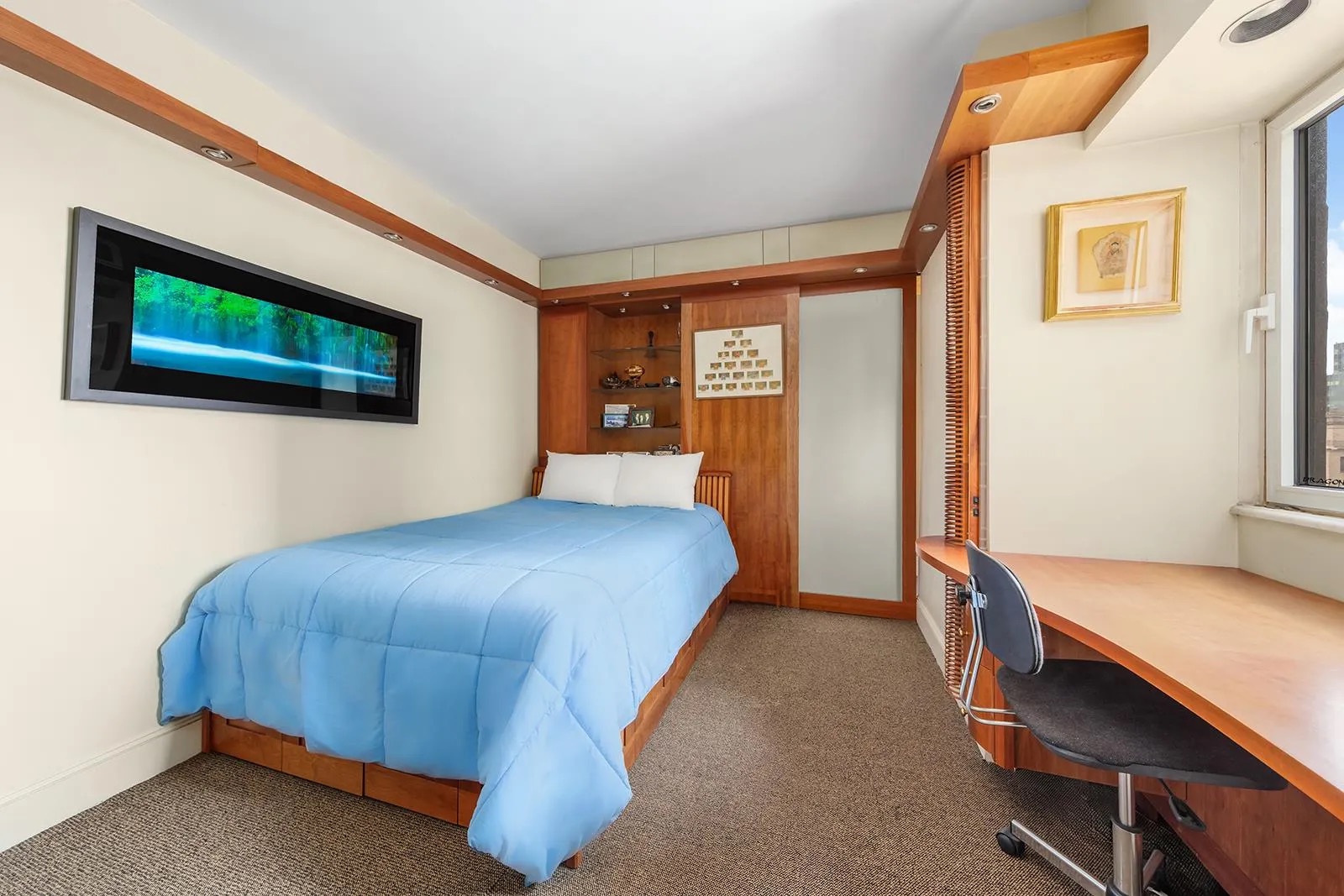 465 Park Ave #19/20W