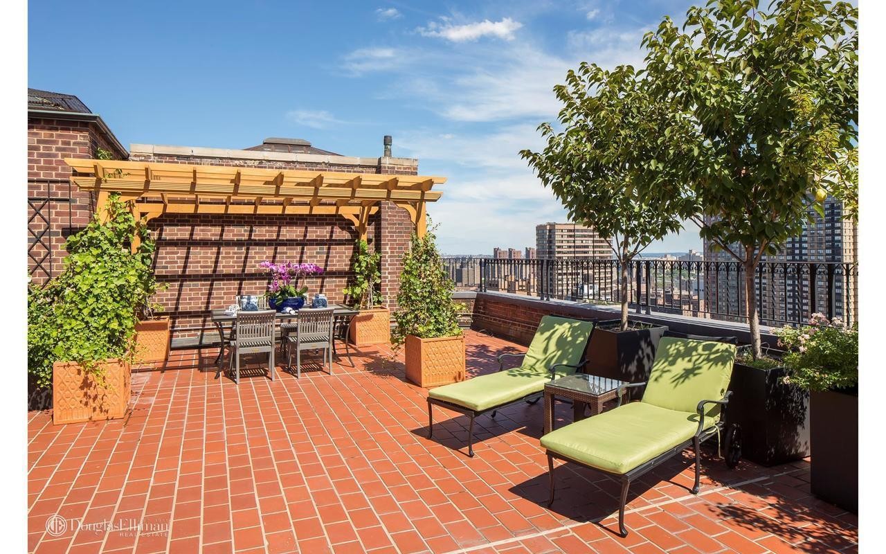 1185 Park Ave #PH16G