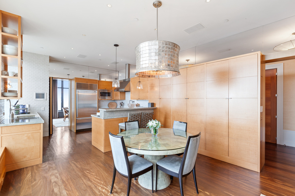 240 Riverside Blvd #PH2