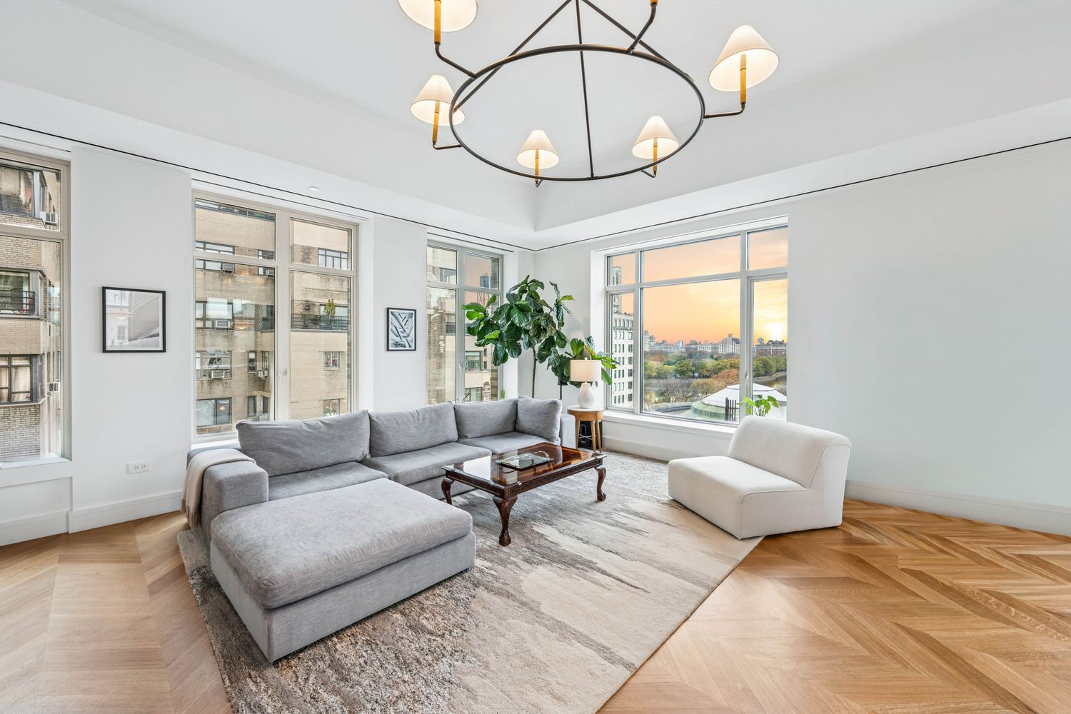 1228 Madison Ave #11