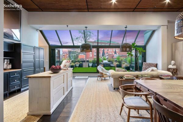 708 Greenwich St #PH