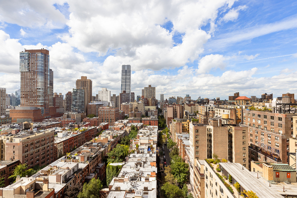 101 Central Park West #17G