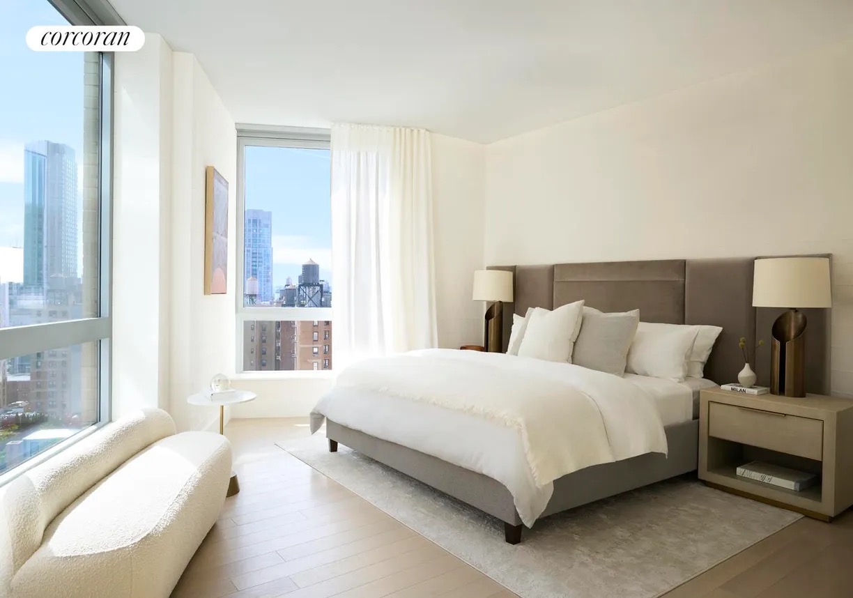 200 West 72 #15B