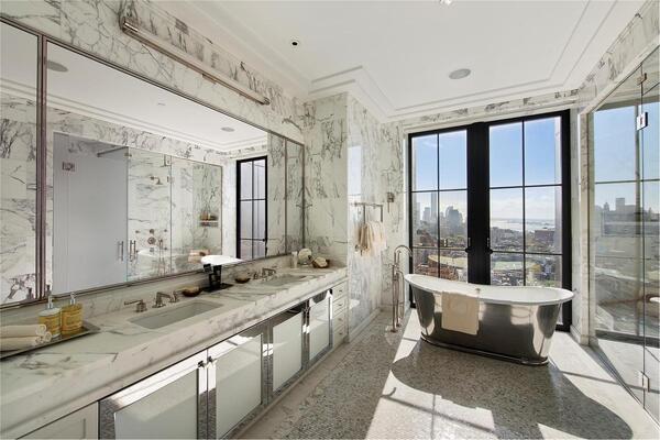 212 West 18 #PH2