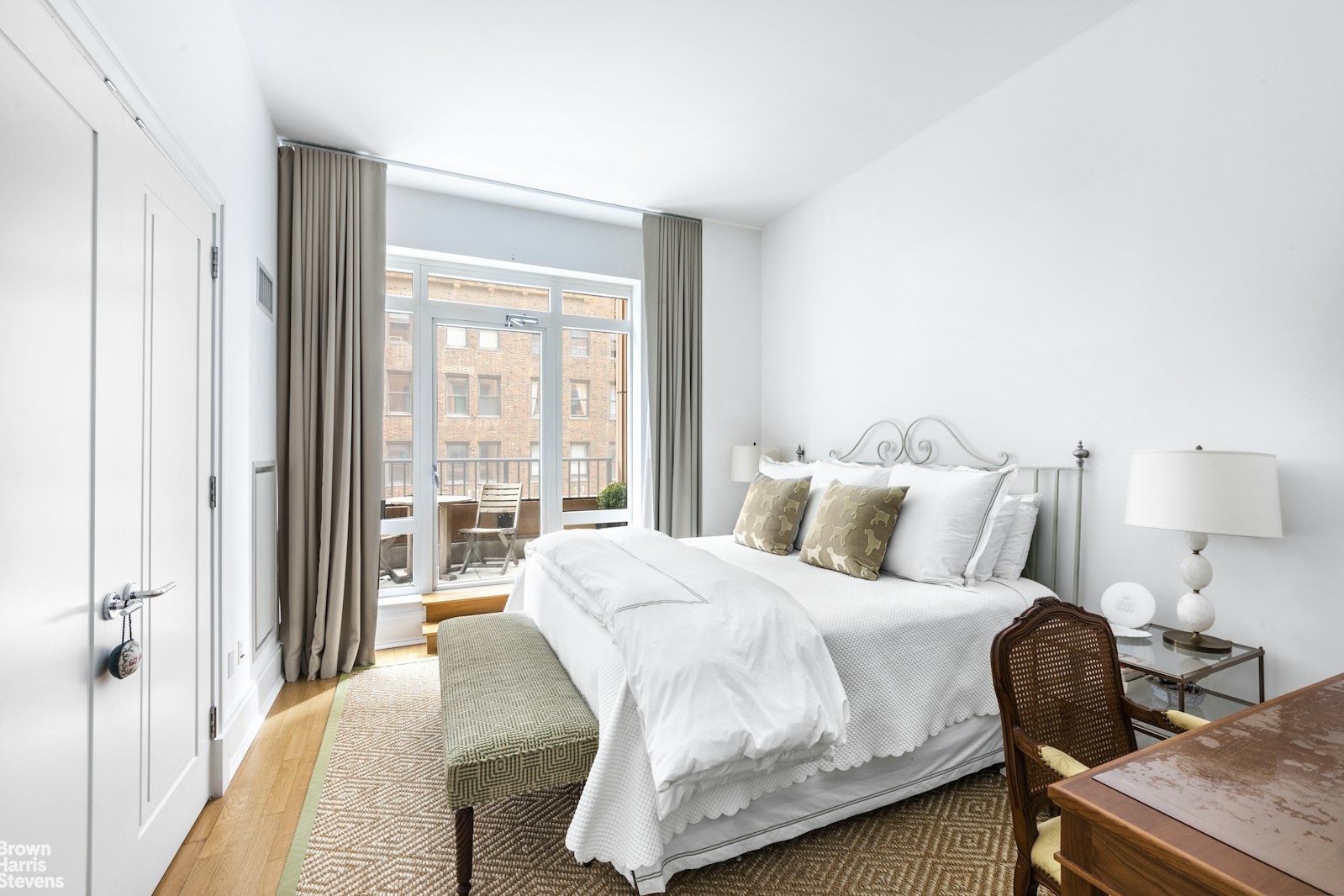 205 West 76 #4G