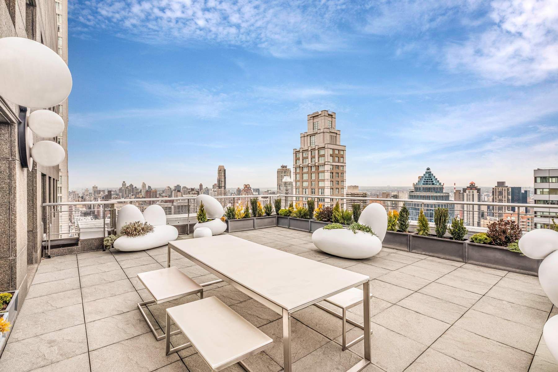 500 Park Ave #PH3