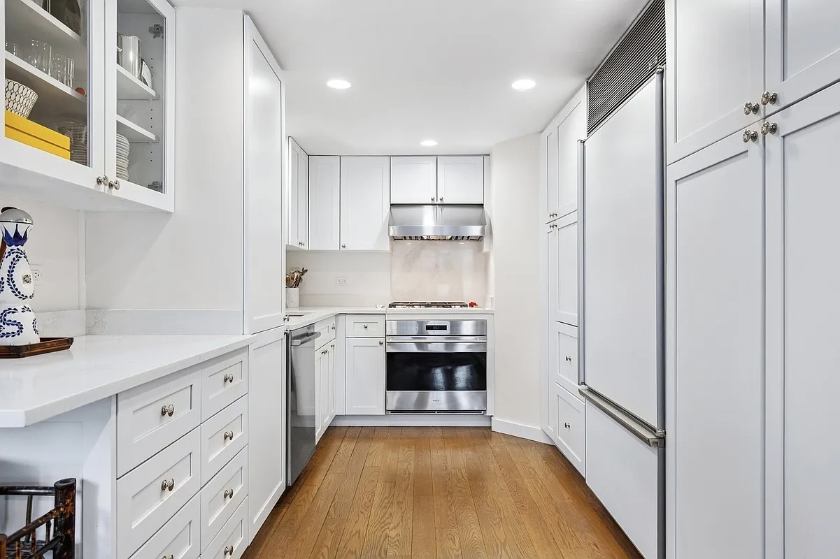 2 Sutton Pl South #17F