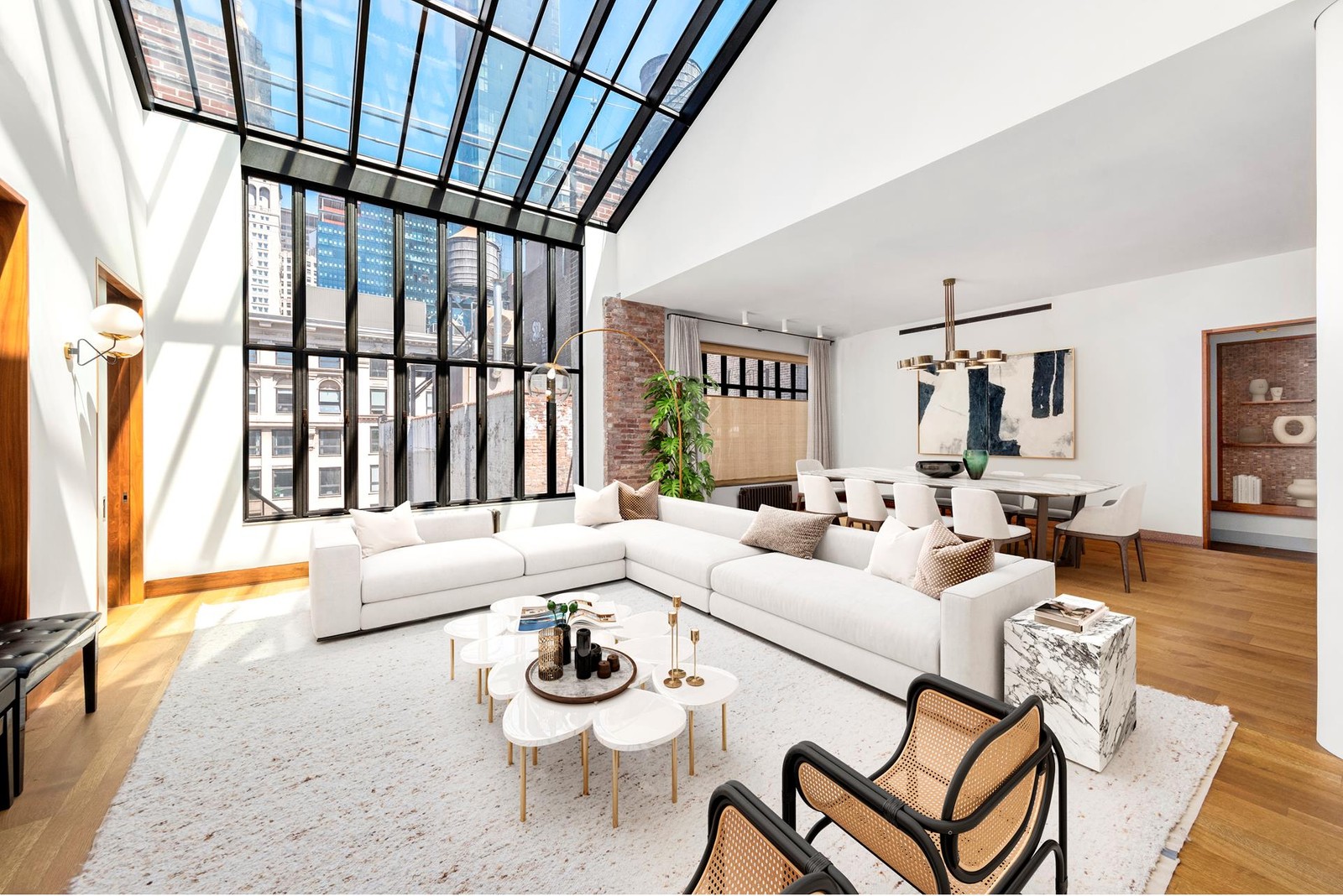 35 East 20 #PH