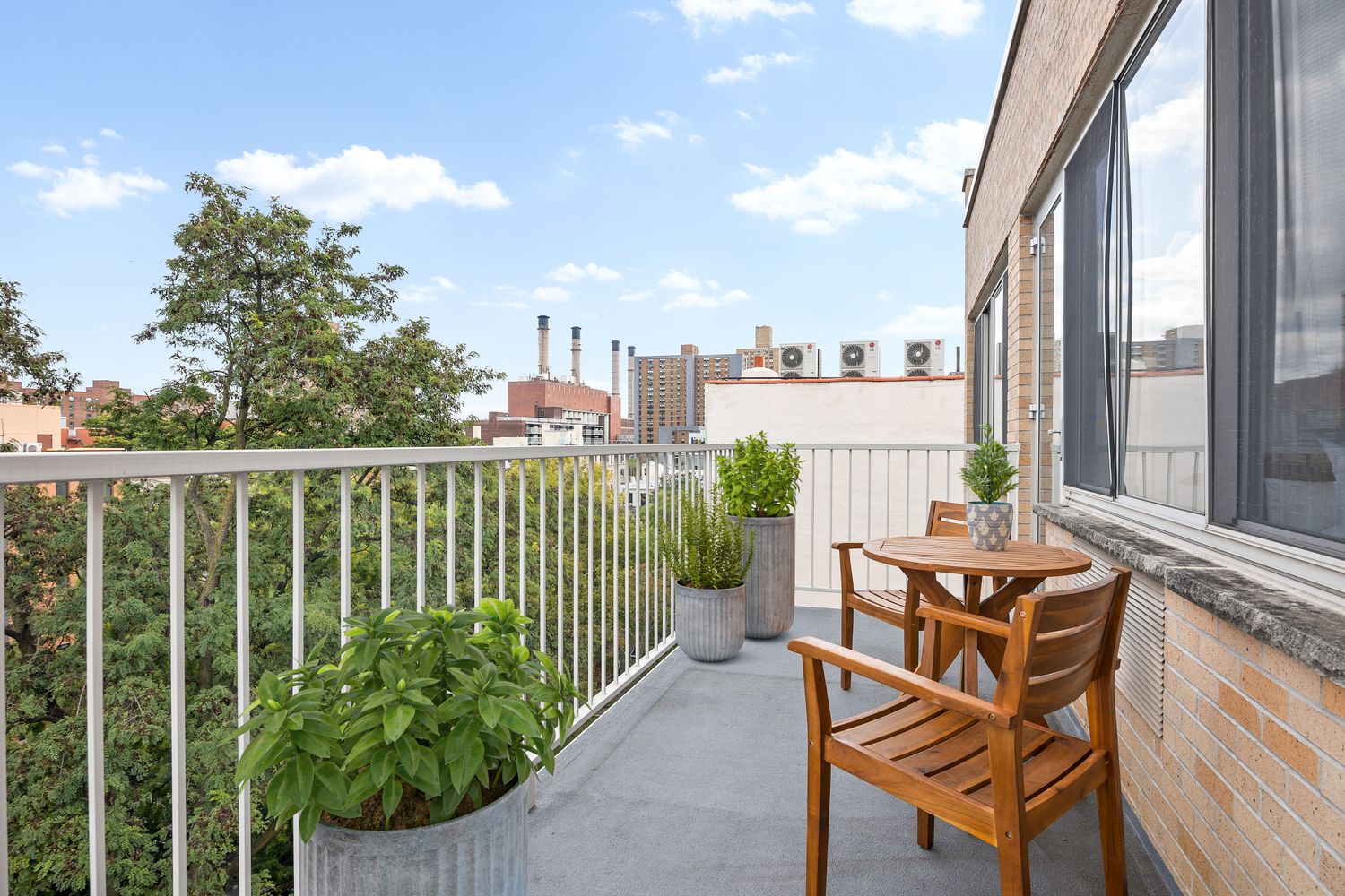 525 East 11 #PHA