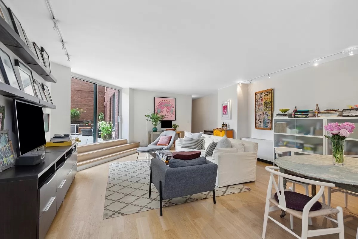 333 Rector Place #304