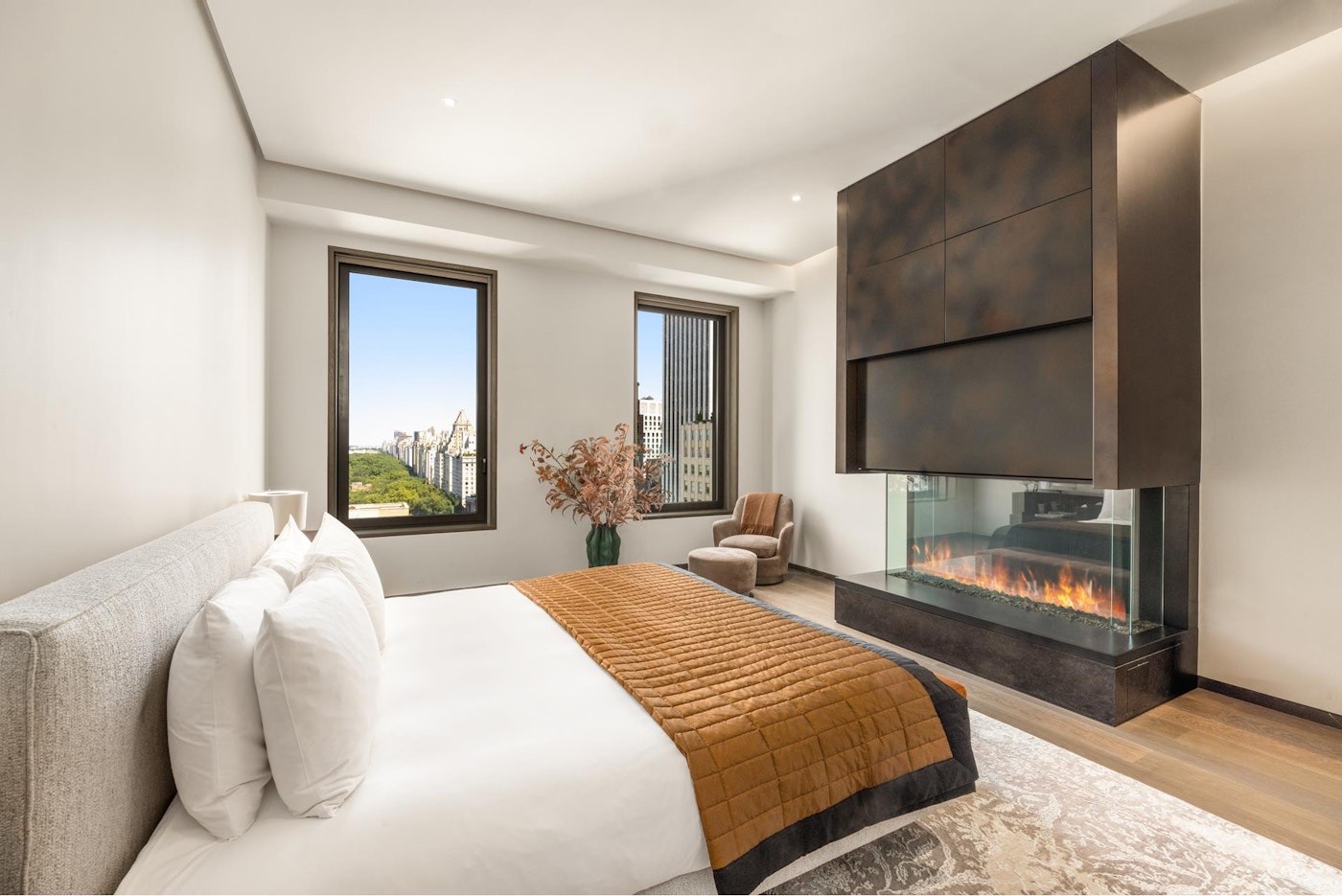 730 Fifth Ave #18A