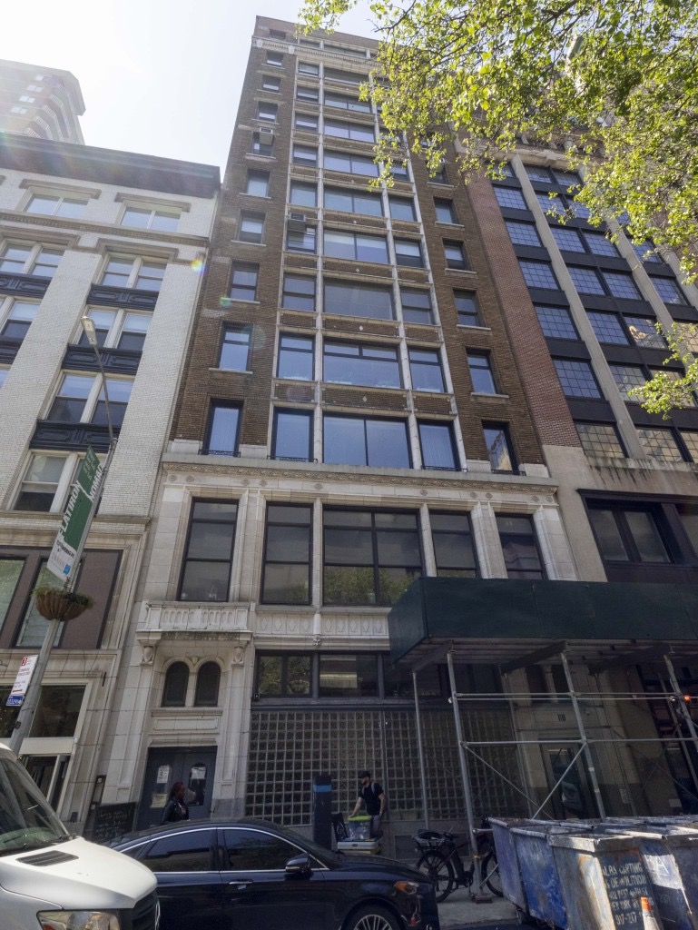 building photo